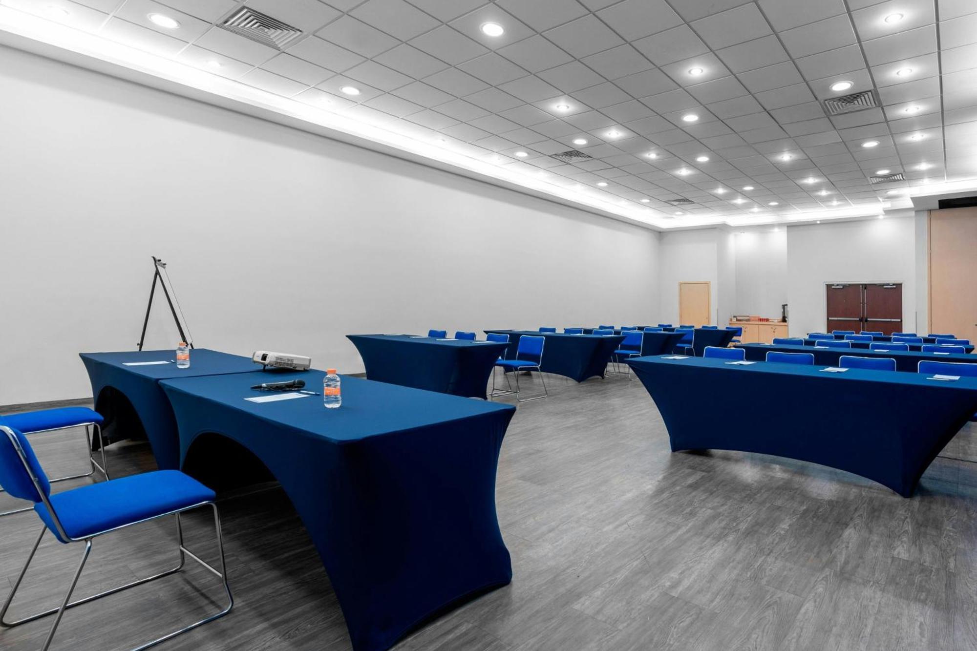 City Express By Marriott Aguascalientes Sur Экстерьер фото